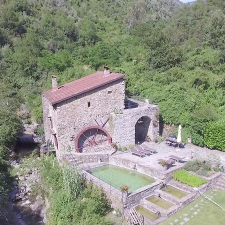 Villa Old Mill à Pigna Extérieur photo