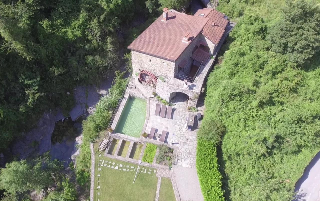 Villa Old Mill à Pigna Extérieur photo