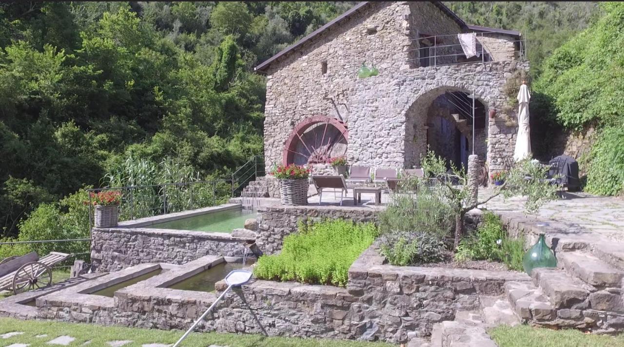 Villa Old Mill à Pigna Extérieur photo
