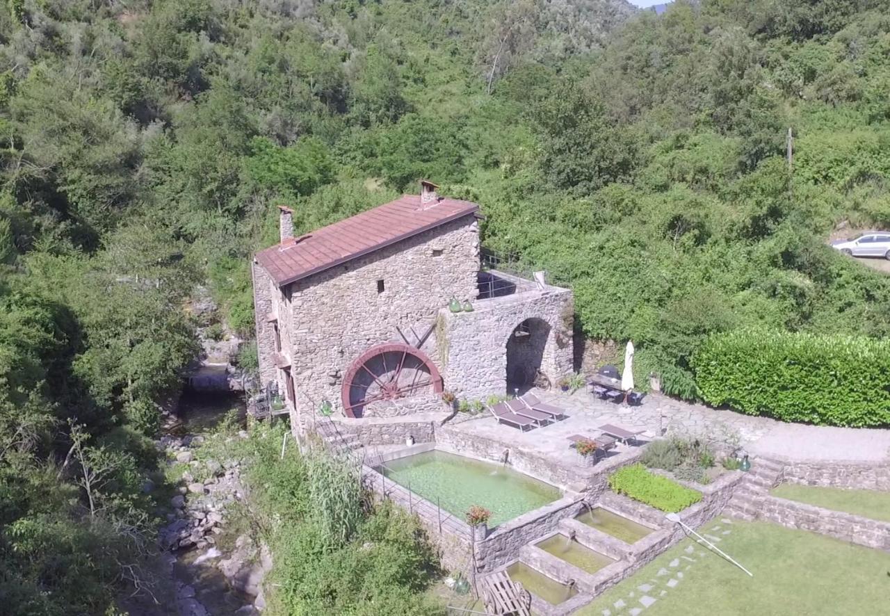Villa Old Mill à Pigna Extérieur photo
